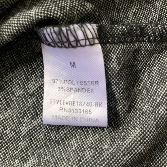 Everleigh Black and Gray Houndstooth Checkered 3/4 Balloon Sleeves Top in Size M - Picture 9 of 10